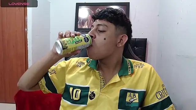 Wiiliam 20 online show from February 28, 2025, 1:36 pm