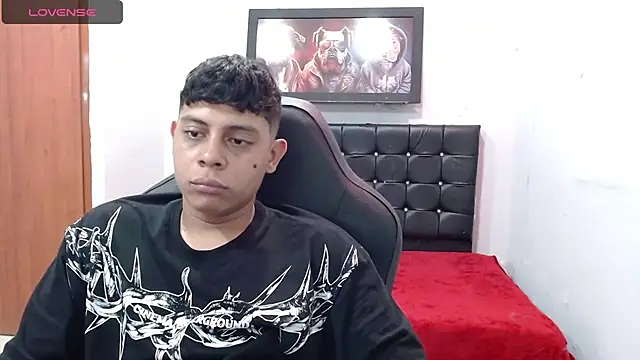 Wiiliam 20 online show from February 26, 2025, 6:04 pm