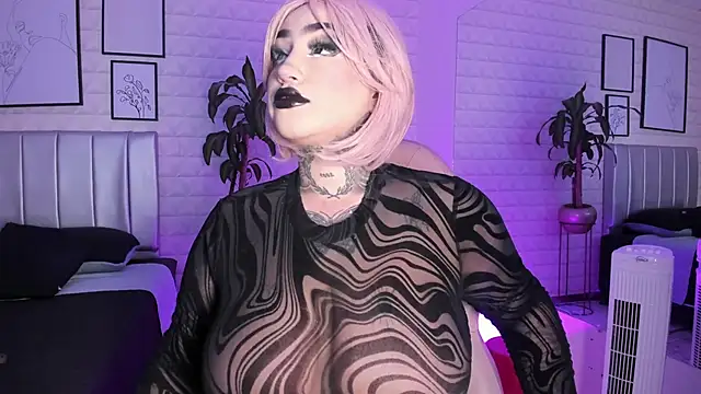 Snapshot of bella-green chatting on November 1, 2025, 7:19 pm bella-green online show from November 1, 2025, 7:19 pm