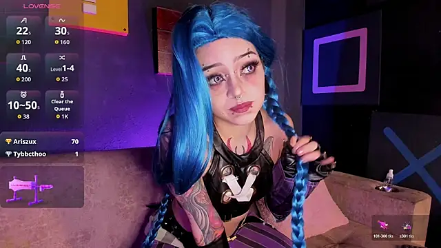 Snapshot of Elettra_Rou chatting on November 19, 2025, 12:54 am Elettra Rou online show from November 19, 2025, 12:54 am