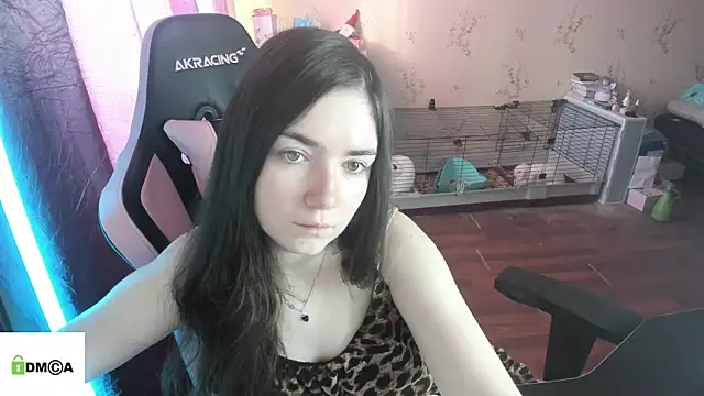 Snapshot of Crazy_forest_fairy chatting on March 15, 2026, 6:20 am Crazy forest fairy online show from March 15, 2026, 6:20 am