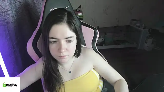 Snapshot of Crazy_forest_fairy chatting on March 8, 2026, 1:44 am Crazy forest fairy online show from March 8, 2026, 1:44 am