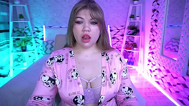 GabbieJay online show from May 25, 2026, 12:37 pm