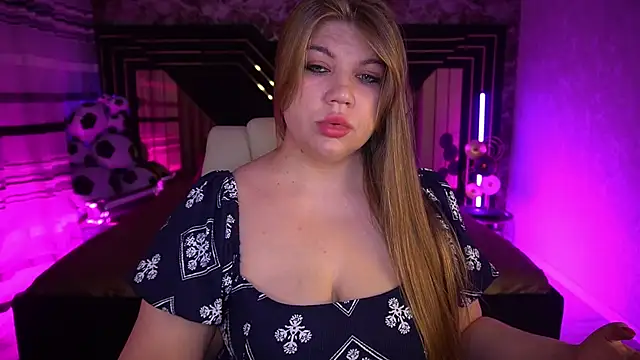 Snapshot of GabbieJay chatting on July 14, 2026, 12:22 pm GabbieJay online show from July 14, 2026, 12:22 pm