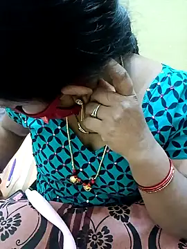 Indian-sweety online show from February 15, 2025, 2:33 pm