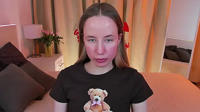 Cassie Kelman online show from February 17, 2025, 12:00 am