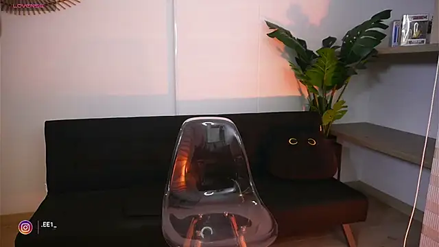 Snapshot of ashley2004_x chatting on November 21, 2025, 11:04 pm ashley2004 x online show from November 21, 2025, 11:04 pm