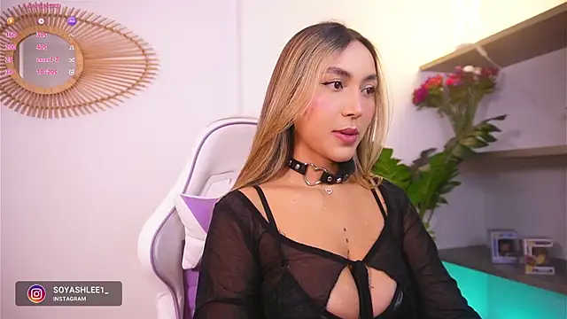 Snapshot of ashley2004_x chatting on October 12, 2025, 12:01 am ashley2004 x online show from October 12, 2025, 12:01 am