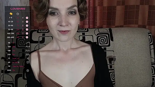 TinaWince online show from June 5, 2026, 6:52 am