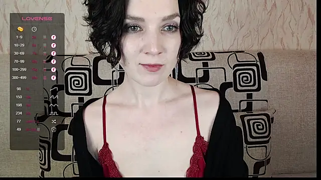 Snapshot of TinaWince chatting on March 21, 2025, 9:45 am TinaWince online show from March 21, 2025, 9:45 am