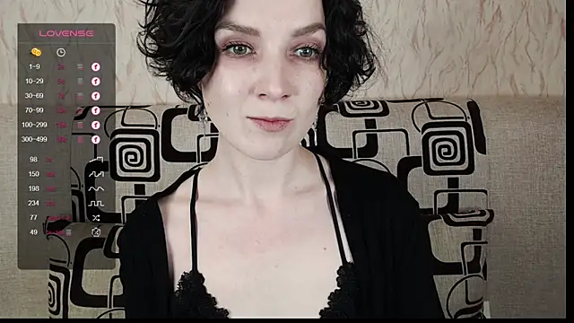 Snapshot of TinaWince chatting on March 12, 2025, 9:23 am TinaWince online show from March 12, 2025, 9:23 am