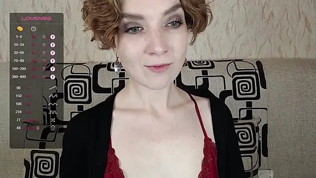 Snapshot of TinaWince chatting on October 10, 2025, 4:46 am TinaWince online show from October 10, 2025, 4:46 am