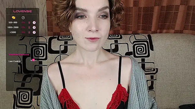 Snapshot of TinaWince chatting on November 27, 2025, 4:46 am TinaWince online show from November 27, 2025, 4:46 am