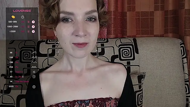 TinaWince online show from June 12, 2026, 4:54 am