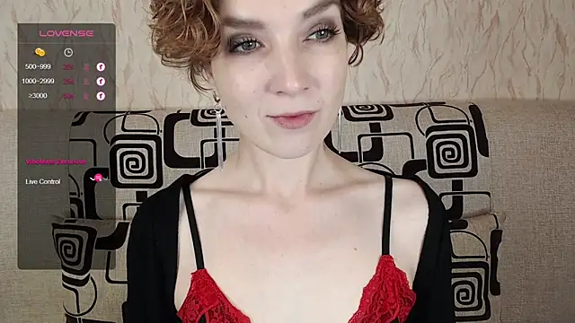 Snapshot of TinaWince chatting on September 18, 2025, 5:32 am TinaWince online show from September 18, 2025, 5:32 am