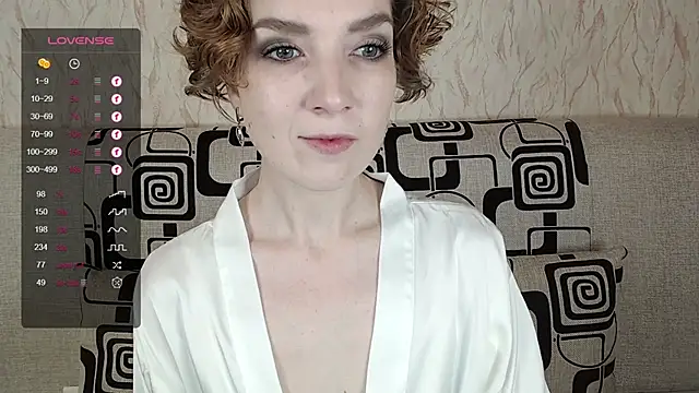 Snapshot of TinaWince chatting on October 25, 2025, 4:44 am TinaWince online show from October 25, 2025, 4:44 am