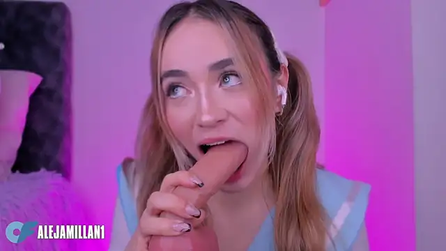 Snapshot of alejamillan1 chatting on November 4, 2025, 4:38 am alejamillan1 online show from November 4, 2025, 4:38 am