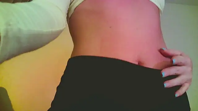 mia raspberrie online show from June 17, 2026, 9:14 pm