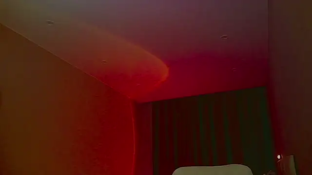 mia raspberrie online show from March 22, 2025, 11:09 pm