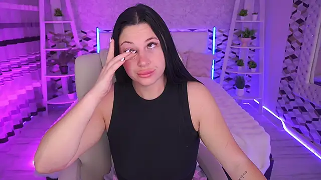 ArianaDarkk online show from April 21, 2026, 4:30 am