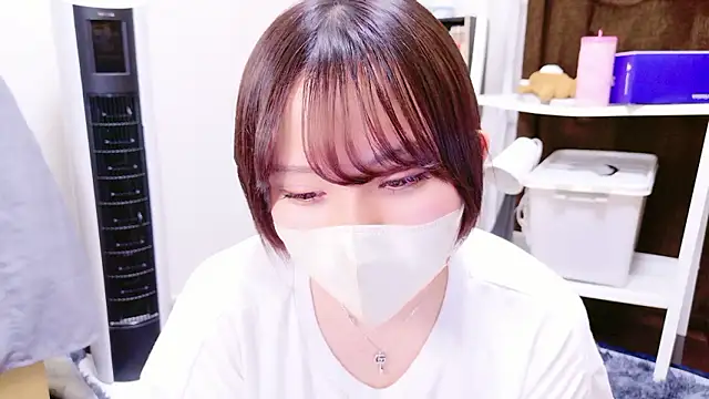 Snapshot of senachinnn chatting on November 19, 2025, 8:03 am senachinnn online show from November 19, 2025, 8:03 am