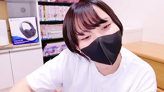 Snapshot of senachinnn chatting on October 31, 2025, 6:21 am senachinnn online show from October 31, 2025, 6:21 am