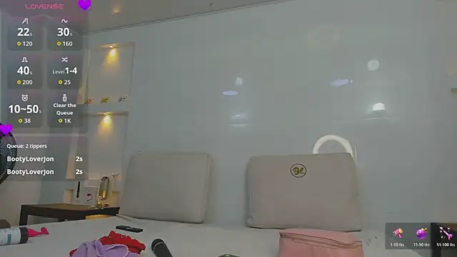 Snapshot of Dalia-Prada chatting on July 9, 2026, 4:02 am Dalia-Prada online show from July 9, 2026, 4:02 am