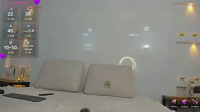 Snapshot of Dalia-Prada chatting on July 7, 2026, 4:04 am Dalia-Prada online show from July 7, 2026, 4:04 am