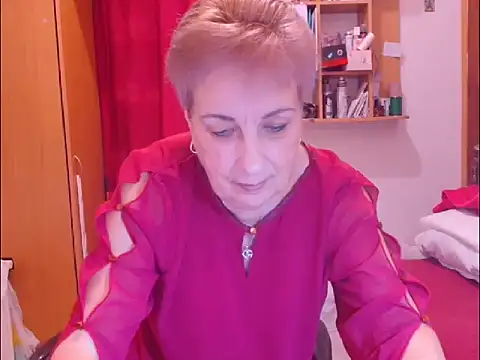 Snapshot of Victoria5643 chatting on December 5, 2025, 2:04 pm Victoria5643 online show from December 5, 2025, 2:04 pm