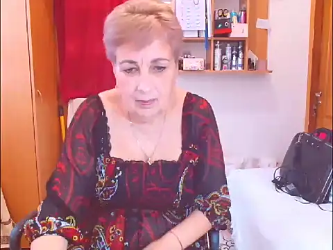 Snapshot of Victoria5643 chatting on December 20, 2025, 9:34 am Victoria5643 online show from December 20, 2025, 9:34 am