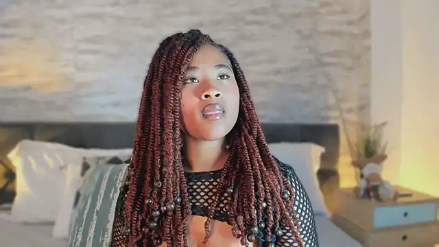 Snapshot of Anneth__M chatting on May 7, 2026, 7:39 pm Anneth M online show from May 7, 2026, 7:39 pm