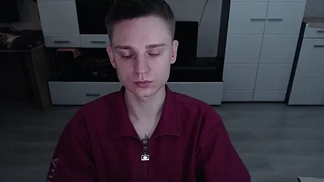 angryzan online show from October 16, 2025, 5:05 am