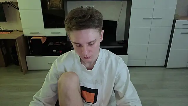 Snapshot of angryzan chatting on March 16, 2026, 6:17 am angryzan online show from March 16, 2026, 6:17 am