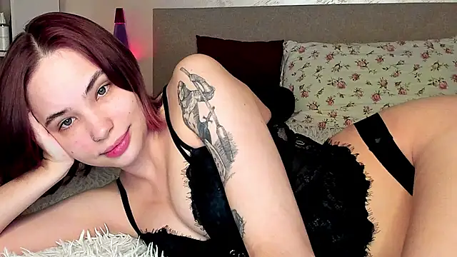 Snapshot of Shine_Lina chatting on March 11, 2025, 9:37 pm Shine Lina online show from March 11, 2025, 9:37 pm