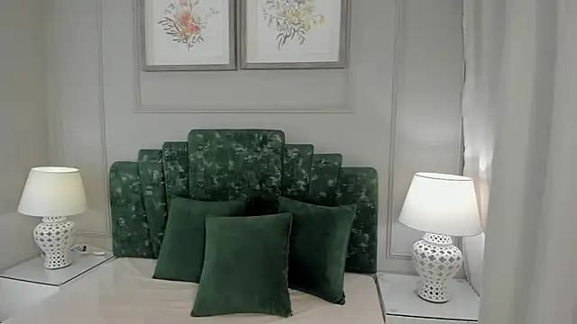 Snapshot of ana_beckett chatting on September 30, 2025, 10:54 am ana beckett online show from September 30, 2025, 10:54 am