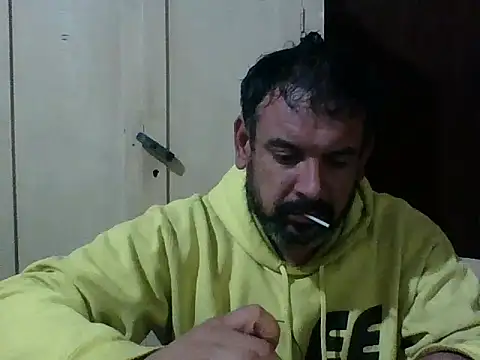 Snapshot of Rodrigo_happy chatting on October 20, 2025, 2:35 am Rodrigo happy online show from October 20, 2025, 2:35 am