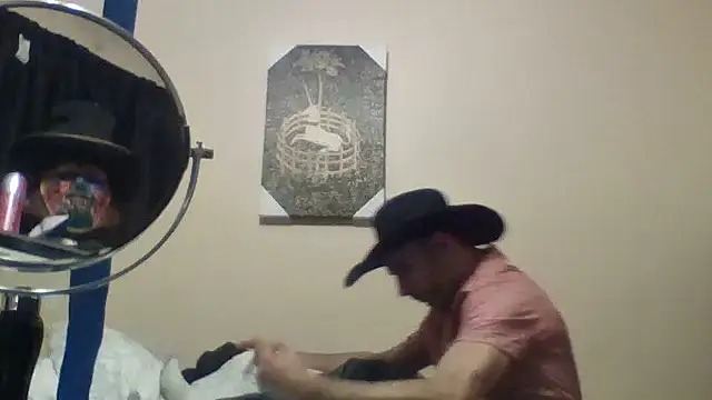 hailzeffn online show from May 7, 2026, 2:27 am