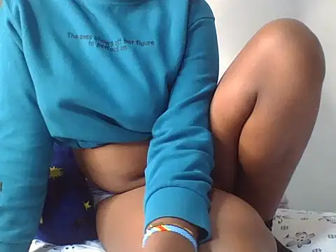 prettynina online show from April 28, 2026, 10:47 pm