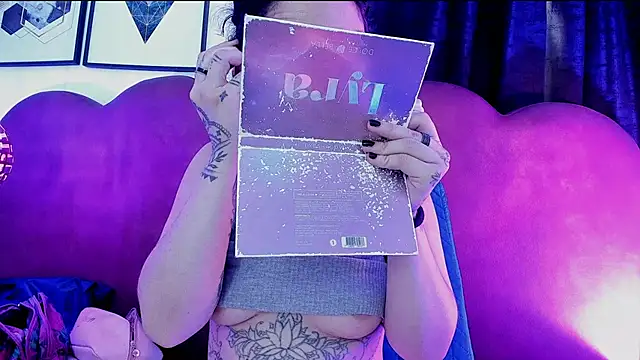 Snapshot of sophy_rock chatting on June 22, 2026, 2:47 pm sophy rock online show from June 22, 2026, 2:47 pm