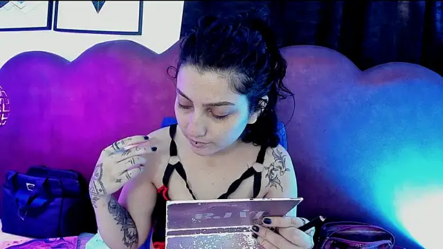 sophy rock online show from July 2, 2026, 4:24 pm