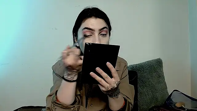 Snapshot of sophy_rock chatting on November 5, 2025, 1:58 pm sophy rock online show from November 5, 2025, 1:58 pm