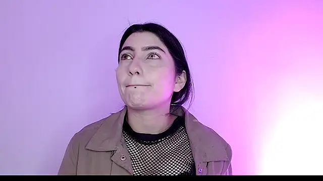 Snapshot of sophy_rock chatting on December 3, 2025, 4:06 pm sophy rock online show from December 3, 2025, 4:06 pm