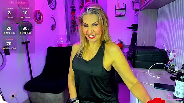 Snapshot of _cristal_ayala chatting on May 15, 2026, 12:08 am cristal ayala online show from May 15, 2026, 12:08 am