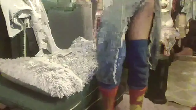 Snapshot of whitetrashdirtyslut chatting on December 13, 2025, 8:26 pm whitetrashdirtyslut online show from December 13, 2025, 8:26 pm