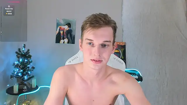 4ever dude online show from January 4, 2025, 9:43 am