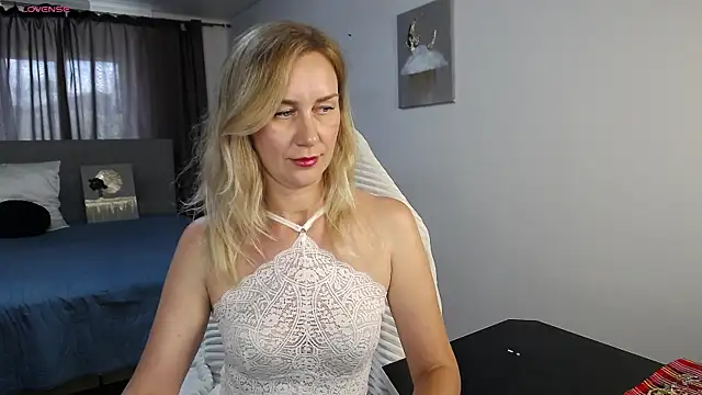 Snapshot of Vanessa_Nowak chatting on June 21, 2026, 11:38 am Vanessa Nowak online show from June 21, 2026, 11:38 am
