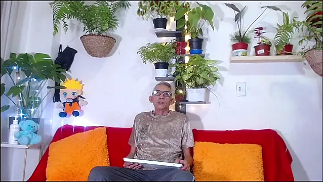 Leon hot X online show from June 16, 2026, 4:45 am
