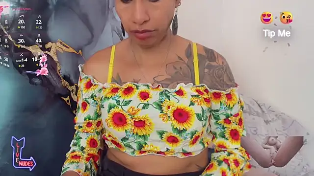 Snapshot of khiara_moretti chatting on June 1, 2026, 11:43 am khiara moretti online show from June 1, 2026, 11:43 am