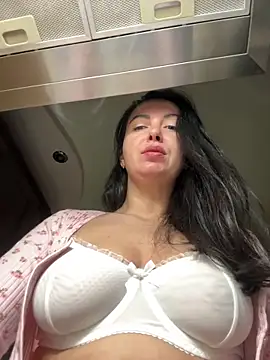 Snapshot of space_stacy chatting on October 18, 2025, 5:42 am space stacy online show from October 18, 2025, 5:42 am