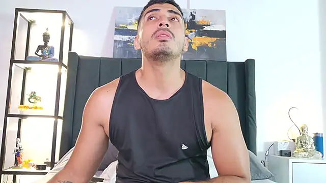 Snapshot of muscle_ares chatting on June 3, 2026, 11:53 pm muscle ares online show from June 3, 2026, 11:53 pm